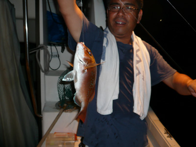 2008年8月12日（火）約45cmくらいの真鯛