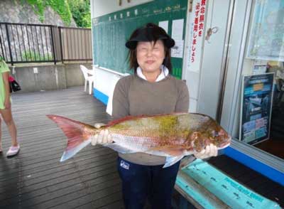 2012年5月27日（日）若狭湾で鯛や鯵を釣られました